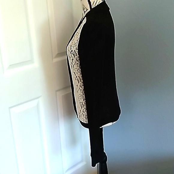 Olsenboye Lace Overlay Cardigan - Size M - Picture 3 of 5